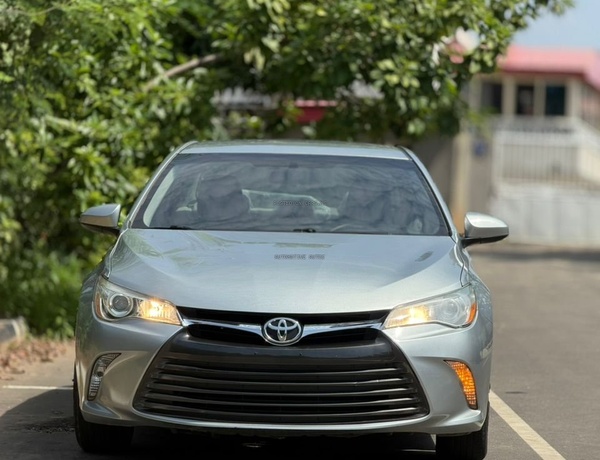 GOOD DEAL FOREIGN USED 2015 TOYOTA CAMRY LE IN ABUJA