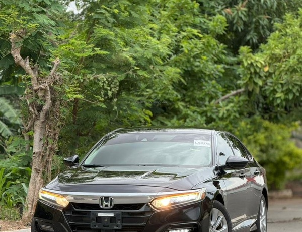 UNREGISTERED 2018 HONDA ACCORD KEYLESS IN ABUJA