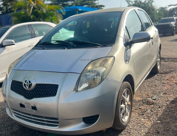 UNREGISTERED FIRST BODY TOYOTA YARIS 2009 IN ABUJA