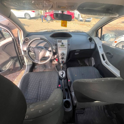 UNREGISTERED FIRST BODY TOYOTA YARIS 2009 IN ABUJA