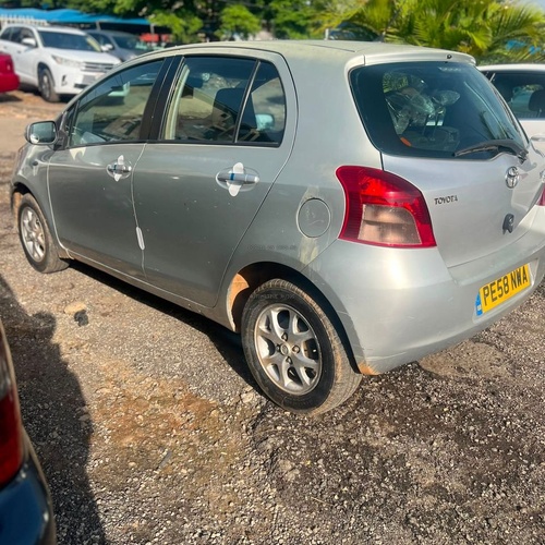 UNREGISTERED FIRST BODY TOYOTA YARIS 2009 IN ABUJA