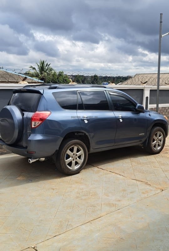 2006 REGISTERED TOYOTA RAV4 FOR SALE IN LAGOS image