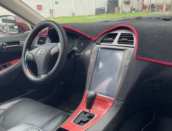 2008 REGISTERED LEXUS ES350 IN LAGOS