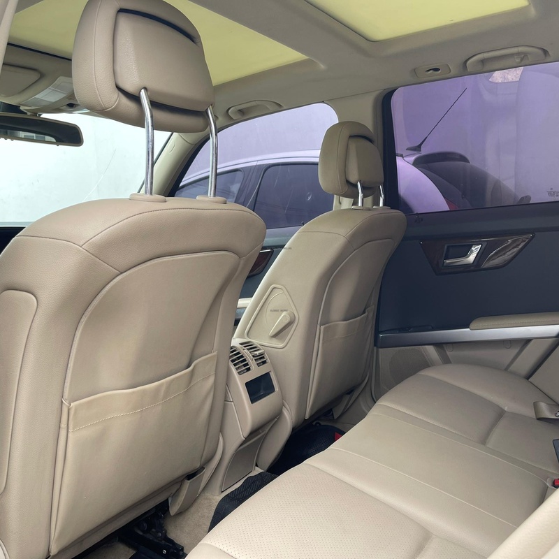 2010 REGISTERED MERCEDES BENZ GLK IN LAGOS image