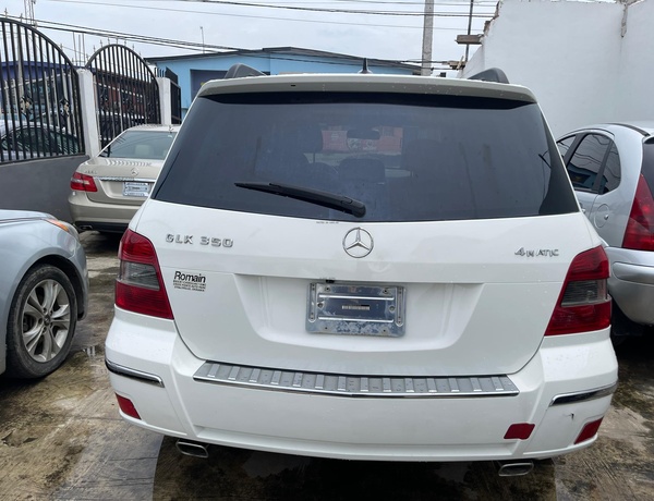 2010 REGISTERED MERCEDES BENZ GLK IN LAGOS