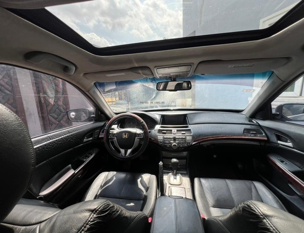 2010 USED HONDA CROSSTOUR FOR SALE IN LAGOS
