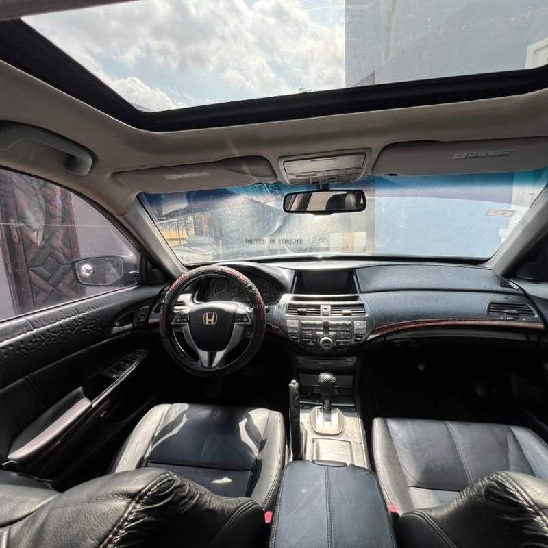 2010 USED HONDA CROSSTOUR FOR SALE IN LAGOS image