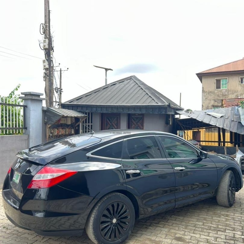2010 USED HONDA CROSSTOUR FOR SALE IN LAGOS image