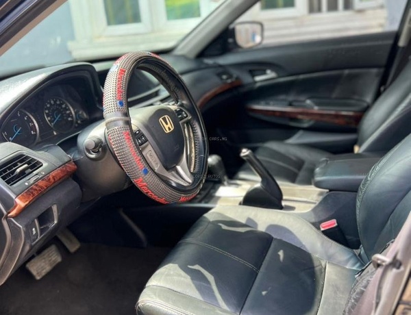 2010 USED HONDA CROSSTOUR FOR SALE IN LAGOS