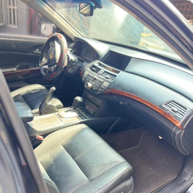 2010 USED HONDA CROSSTOUR FOR SALE IN LAGOS image