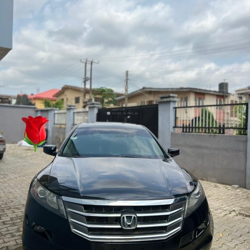 2010 USED HONDA CROSSTOUR FOR SALE IN LAGOS image
