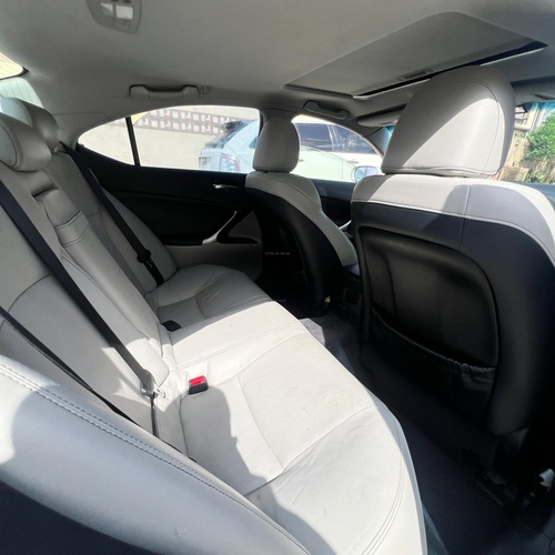 2012 LEXUS IS250 FACELIFTED TO 2015 IN OGBA LAGOS