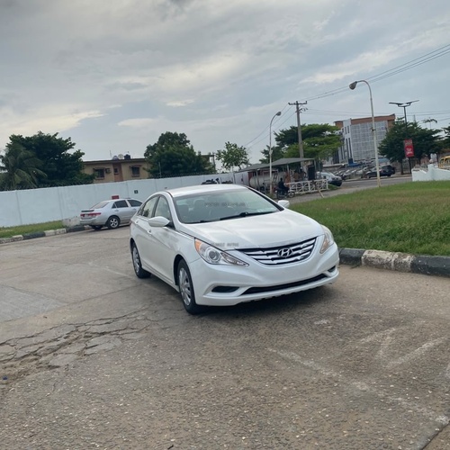 2012 TOKS HYUNDAI SONATA IN OGBA LAGOS