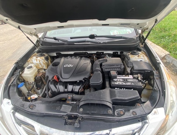 2012 TOKS HYUNDAI SONATA IN OGBA LAGOS