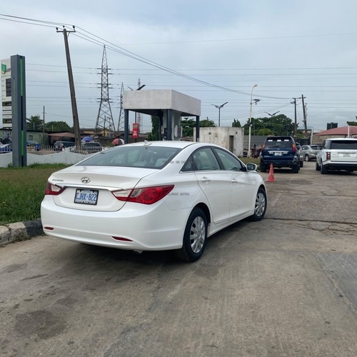 2012 TOKS HYUNDAI SONATA IN OGBA LAGOS