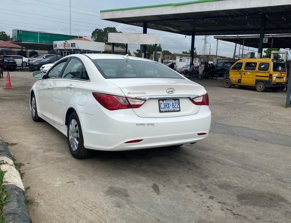 2012 TOKS HYUNDAI SONATA IN OGBA LAGOS