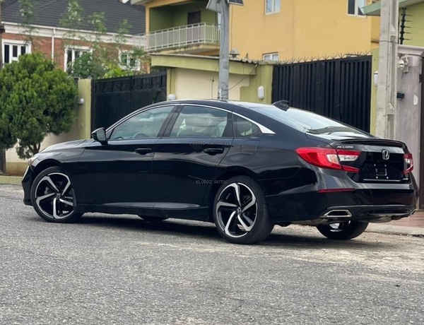 FOREIGN USED 2018 HONDA ACCORD IN LAGOS