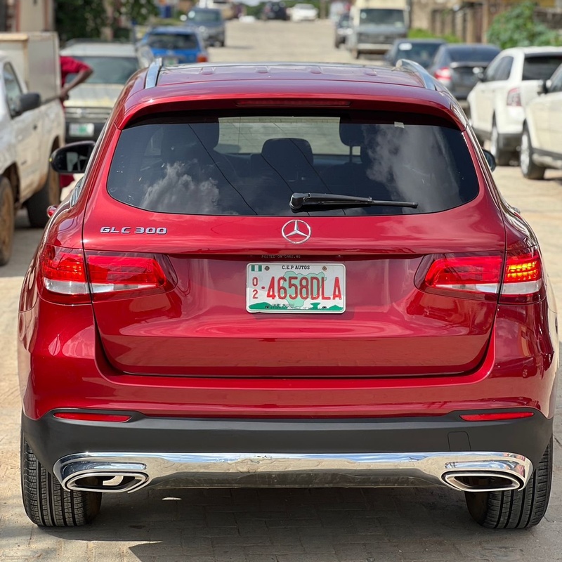 FOREIGN USED 2018 MERCEDES BENZ GLC 300 FOR SALE IN LAGOS image