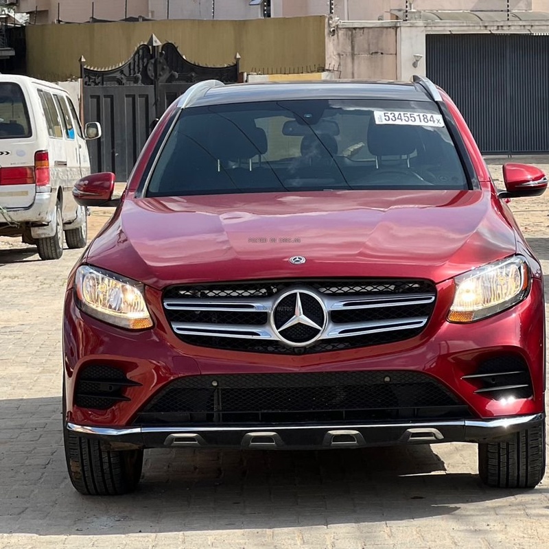 FOREIGN USED 2018 MERCEDES BENZ GLC 300 FOR SALE IN LAGOS image
