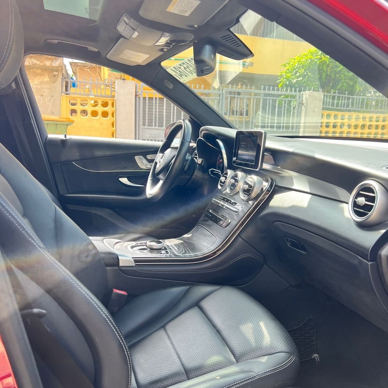 FOREIGN USED 2018 MERCEDES BENZ GLC 300 FOR SALE IN LAGOS image