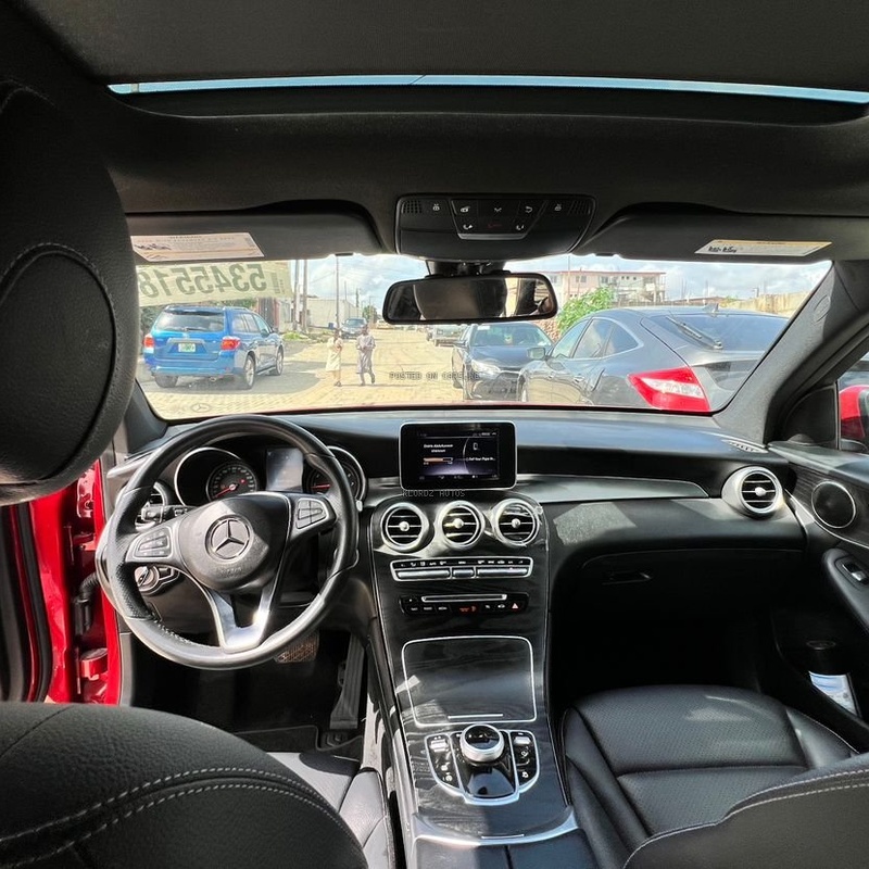 FOREIGN USED 2018 MERCEDES BENZ GLC 300 FOR SALE IN LAGOS image