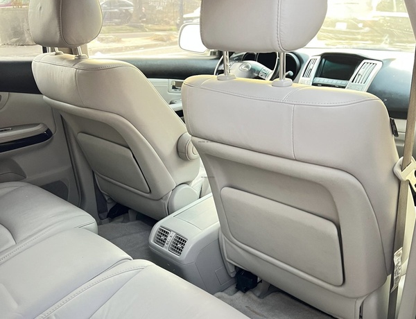 TOKS 2009 LEXUS RX350 IN OGBA LAGOS