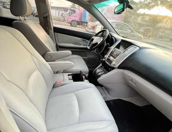 TOKS 2009 LEXUS RX350 IN OGBA LAGOS