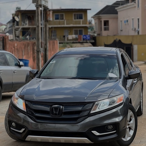 TOKS 2015 HONDA CROSSTOUR FOR SALE IN LAGOS