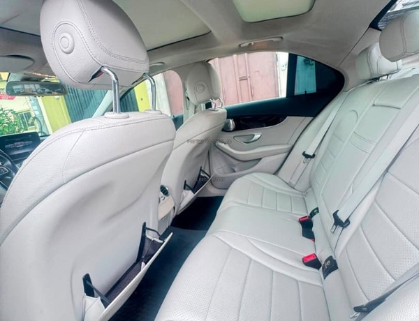 FOREIGN USED 2015 MERCEDES BENZ C300 IN OGBA