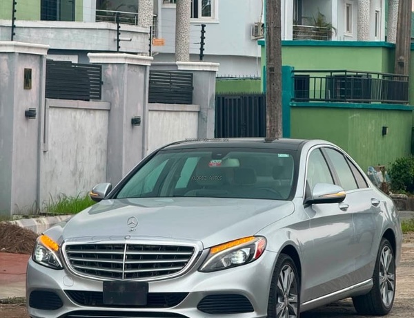 FOREIGN USED 2015 MERCEDES BENZ C300 IN OGBA