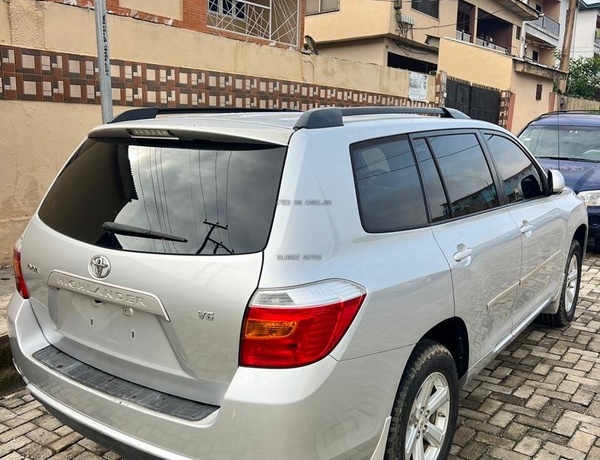 TOKUNBO 2008 TOYOTA HIGHLANDER IN OGBA LAGOS