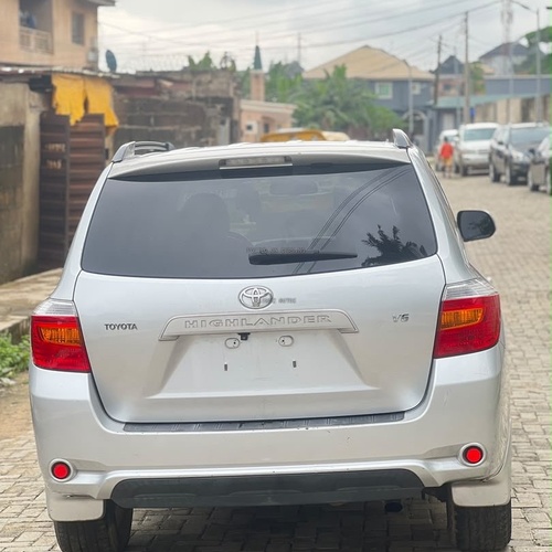 TOKUNBO 2008 TOYOTA HIGHLANDER IN OGBA LAGOS