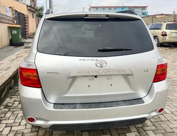 TOKUNBO 2008 TOYOTA HIGHLANDER IN OGBA LAGOS