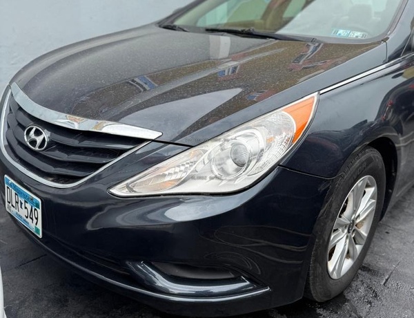 TOKUNBO 2013 HYUNDAI SONATA FOR SALE IN LAGOS