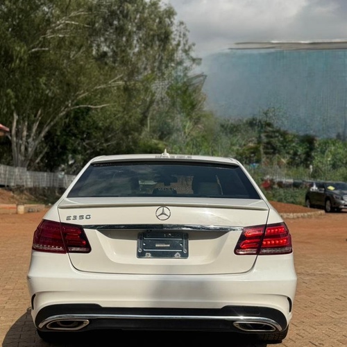 Distress Mercedes Benz E350 2014 With full paid duty In Abuja