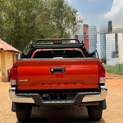 Foriegn Used 2016 Toyota Tacoma In Abuja