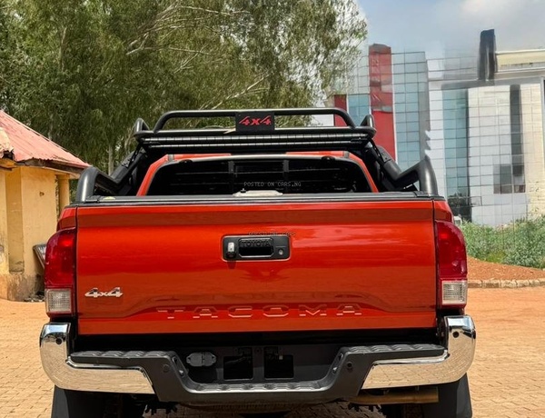Foriegn Used 2016 Toyota Tacoma In Abuja