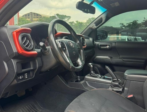 Foriegn Used 2016 Toyota Tacoma In Abuja