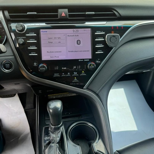 Foriegn Used Toyota Camry SE 2018 model In Abuja