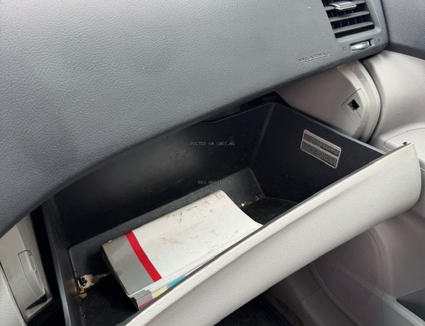 FOREIGN USED TOYOTA HIGHLANDER 2010 FOR SALE IN LAGOS