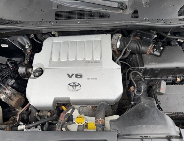 FOREIGN USED TOYOTA HIGHLANDER 2010 FOR SALE IN LAGOS