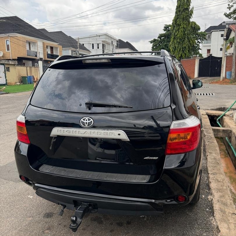 FOREIGN USED TOYOTA HIGHLANDER 2010 FOR SALE IN LAGOS image