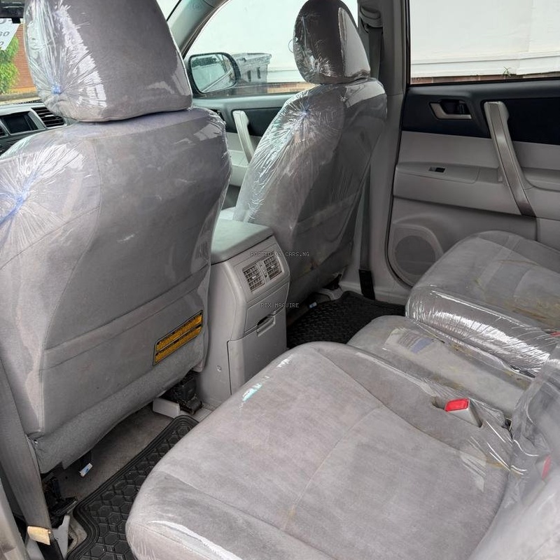 FOREIGN USED TOYOTA HIGHLANDER 2010 FOR SALE IN LAGOS image