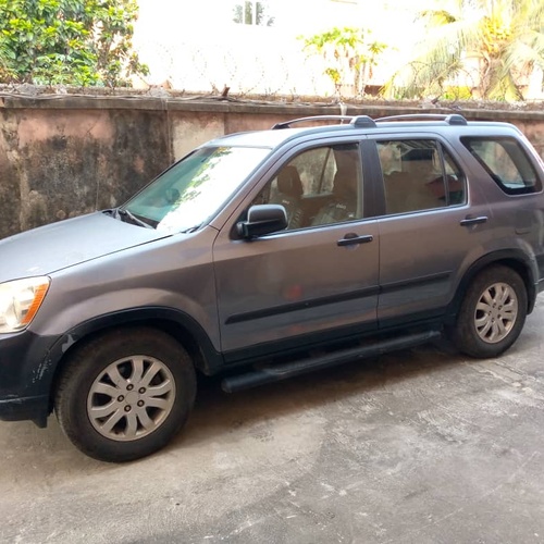 Neat Honda CRV 2006 for Sale In Lagos