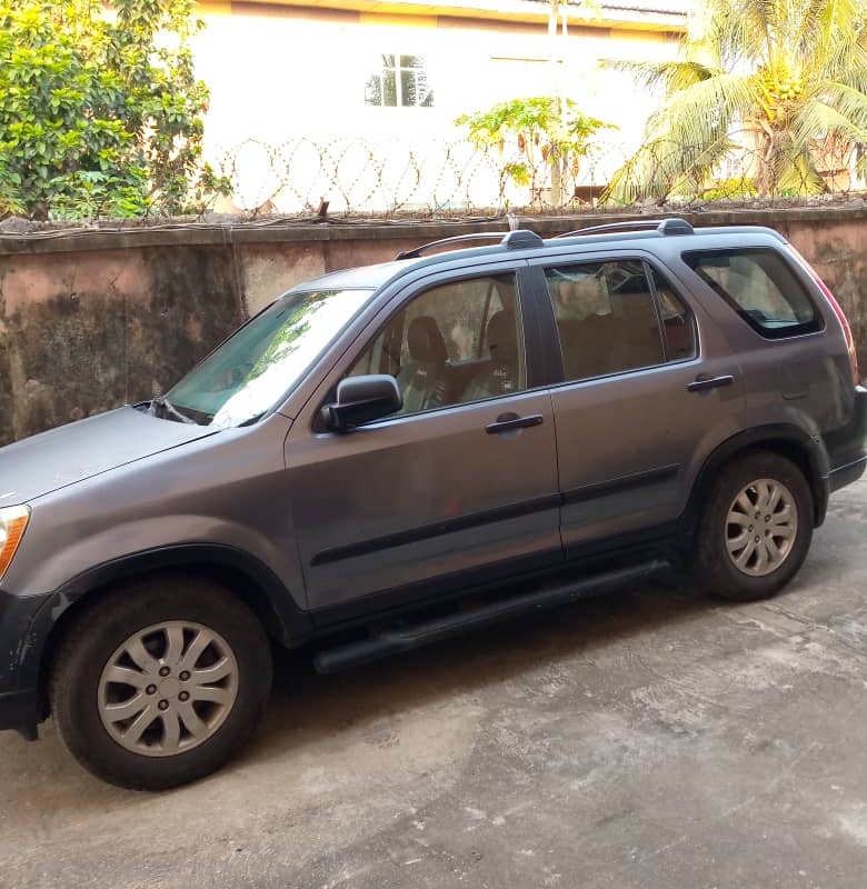 Neat Honda CRV 2006 for Sale In Lagos image