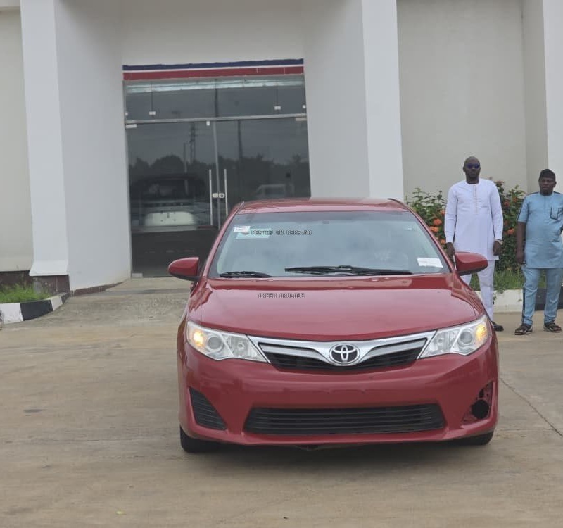 Foreign Used Toyota Camry 2014 for Sale In Lagos image
