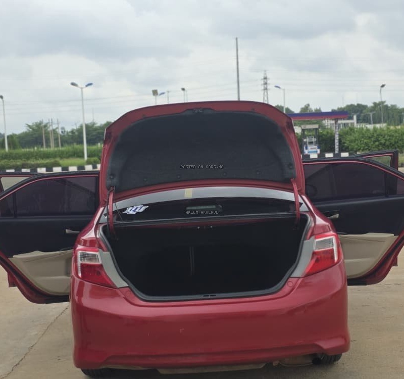 Foreign Used Toyota Camry 2014 for Sale In Lagos image