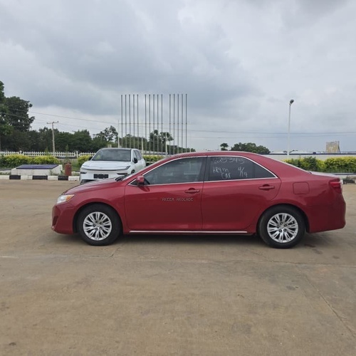 Foreign Used Toyota Camry 2014 for Sale In Lagos