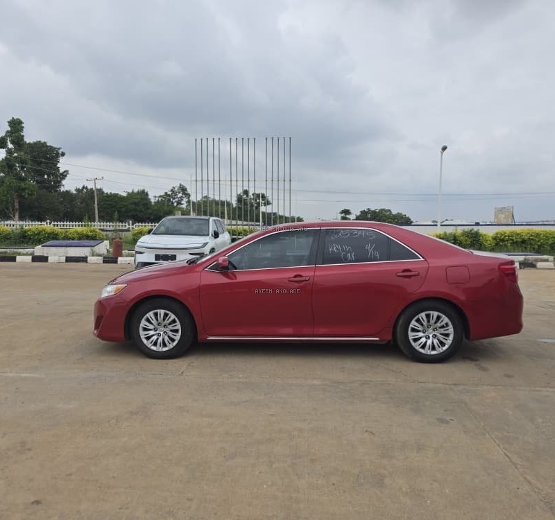 Foreign Used Toyota Camry 2014 for Sale In Lagos image