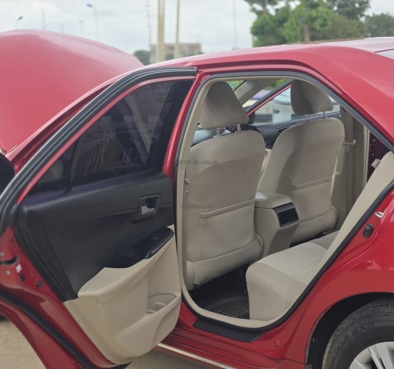 Foreign Used Toyota Camry 2014 for Sale In Lagos image